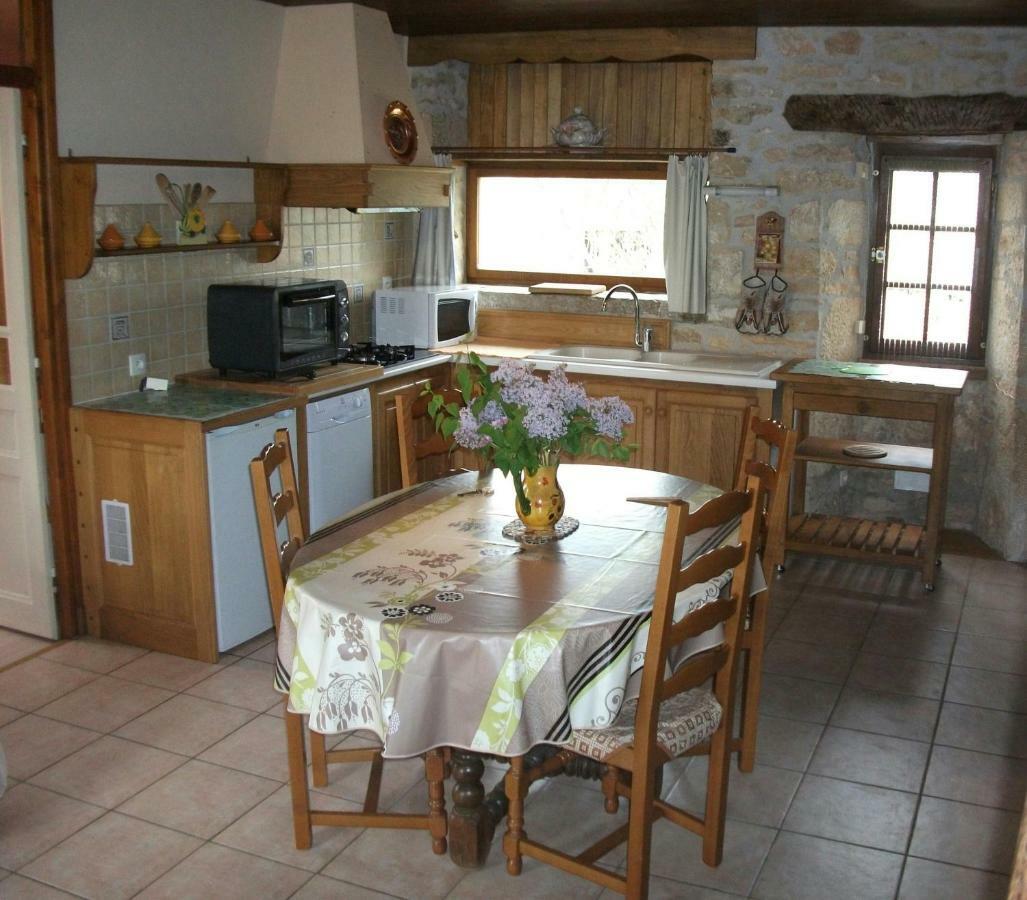 Gite Au Coeur Du Lot, La Maison De Pauline Lentillac du Causse Exterior foto